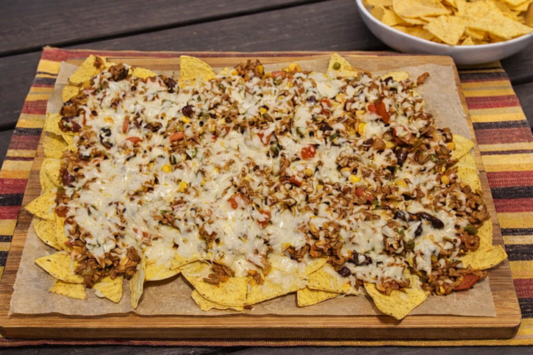 Tortillachips met gehakt en groenten uit de oven